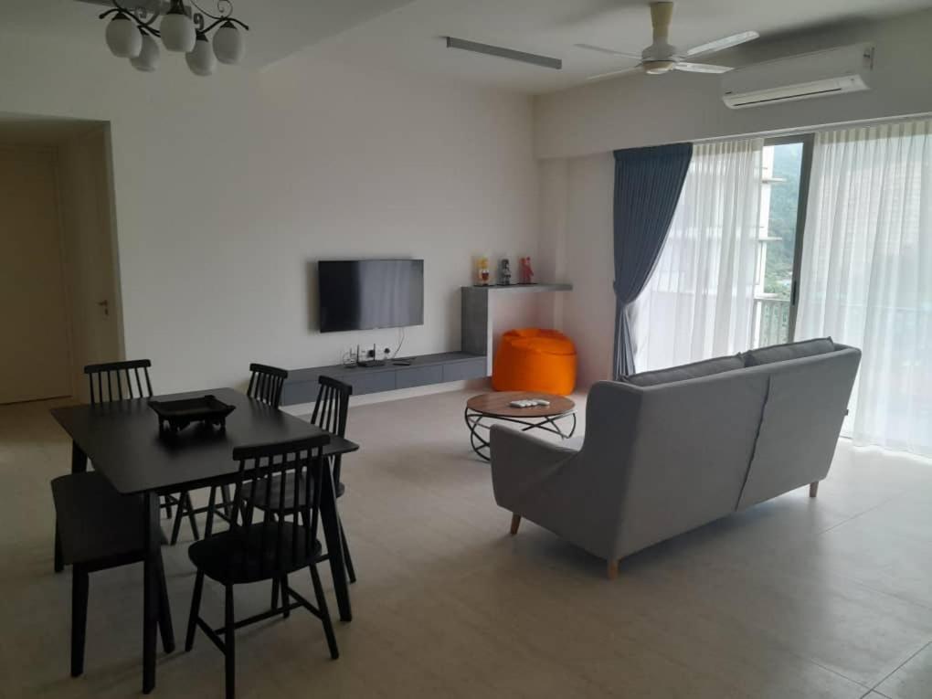 By The Sea Suites - Managed By Sdb Host Batu Ferringhi Zewnętrze zdjęcie